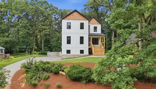 New construction Single-Family house 2183 Deep Woods Wy, Marietta, GA 30062 - image