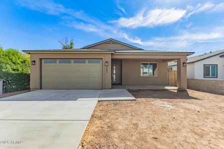 New construction Single-Family house 9407 W Washington St, Tolleson, AZ 85353 - image