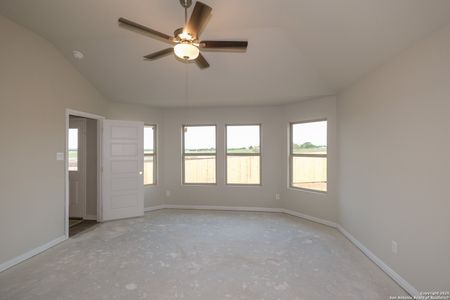 New construction Single-Family house 2828 Whiskey Pass, Seguin, TX 78155 Freestone- photo 4 4
