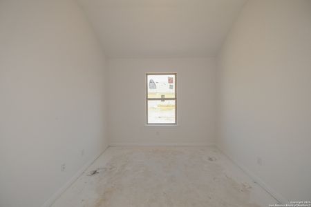 New construction Single-Family house 120 Reno Trl, Floresville, TX 78114 null- photo 8 8