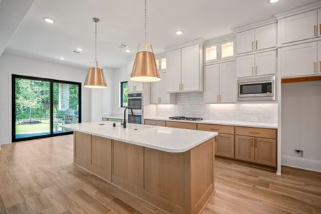 New construction Single-Family house 41827 Wendele Wy, Montgomery, TX 77316 plan Sabine 3972 - image 7