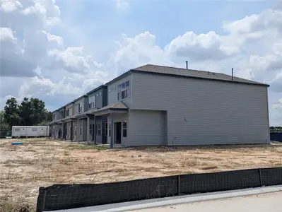 New construction Single-Family house 2807 Peacock Green Wy, Houston, TX 77047 - image