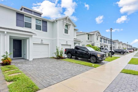 New construction Townhouse house 5731 Se Edgewater Cir, Stuart, FL 34997 - image