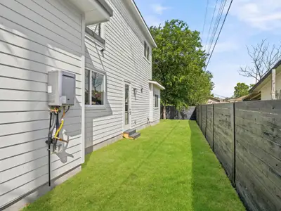 New construction Single-Family house 1106 S Meadows Dr Sw, Unit 2, Austin, TX 78758 - image