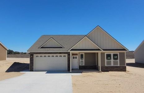 New construction Single-Family house 153 Pine Valley Dr, La Vernia, TX 78121 Franklin- photo 0