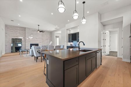 New construction Single-Family house 2308 Kahala Sunset Dr, Spicewood, TX 78669 - image 10