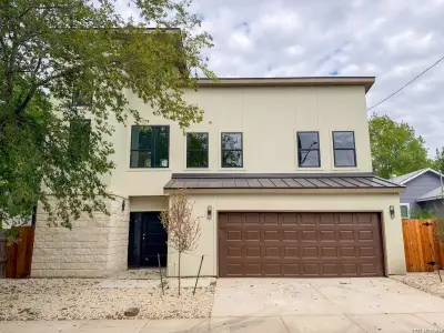 New construction Single-Family house 119 Fredonia St, San Antonio, TX 78203 - image