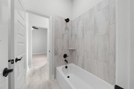 New construction Single-Family house 432 Estate Ln, Rockwall, TX 75032 plan Hemsworth VI - image 12