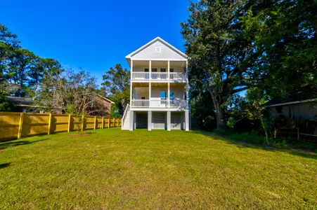 New construction Single-Family house 620 N Shore Dr, Charleston, SC 29412 - image