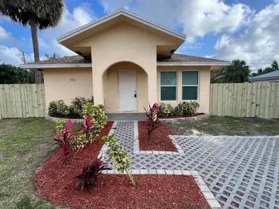 New construction Single-Family house 962 29Th St, West Palm Beach, FL 33407 - image