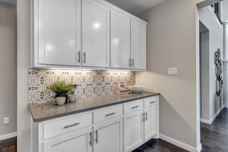 New construction Single-Family house 1317 Limestone Rdg, Mansfield, TX 76063 plan 1686 - image 15