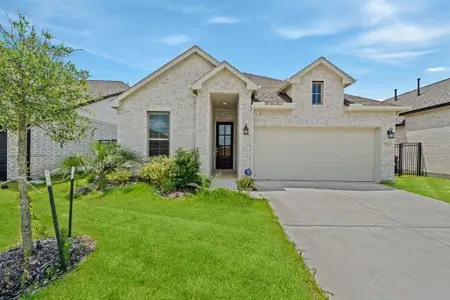 New construction Single-Family house 7623 Coral Lake Dr, Cypress, TX 77433 - image