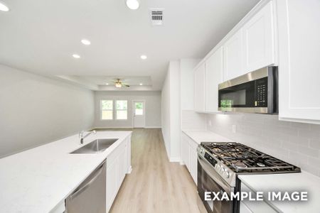 New construction Single-Family house 201 Harlingen Dr, Magnolia, TX 77354 plan The Blanco - image 10