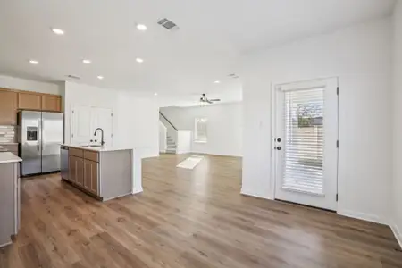 New construction Single-Family house 3704 Muller Oak Pass, Seguin, TX 78155 plan Coan - image 11