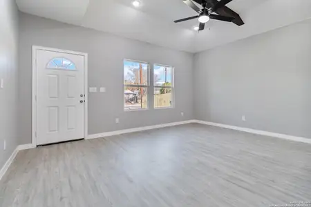 New construction Single-Family house 1422 San Acacia, San Antonio, TX 78214 null- photo 6 6