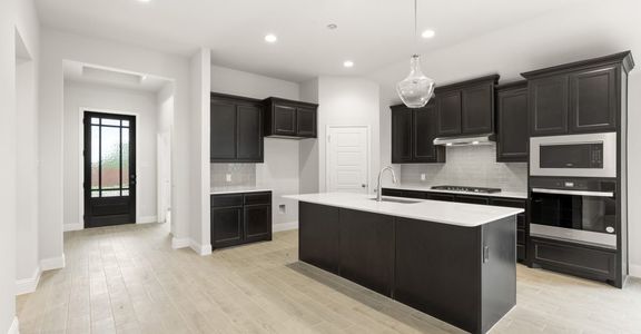 New construction Single-Family house 1010 Longbow Trl, Justin, TX 76247 plan Kingsgate - image 7