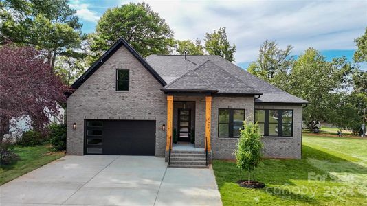 New construction Single-Family house 4600 Connecting Road, Charlotte, NC 28209 - photo 0