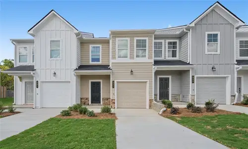 New construction Townhouse house 323 Rolling Green Rd, Unit 101, Adairsville, GA 30103 - image