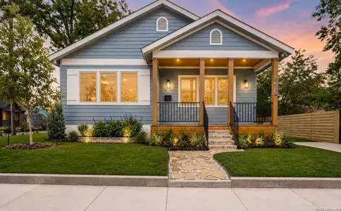 New construction Single-Family house 930 S Pine St, San Antonio, TX 78210 - image