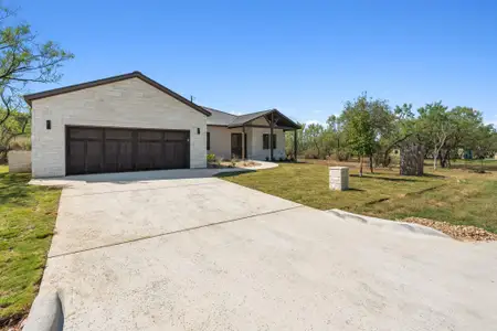 New construction Single-Family house 1399 Hi Cir Cir S, Horseshoe Bay, TX 78657 - image