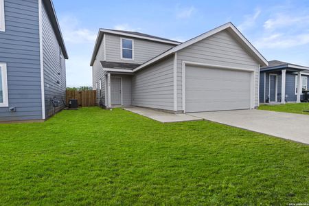 New construction Single-Family house 12907 Kathleen St, St. Hedwig, TX 78152 plan Mayer - image