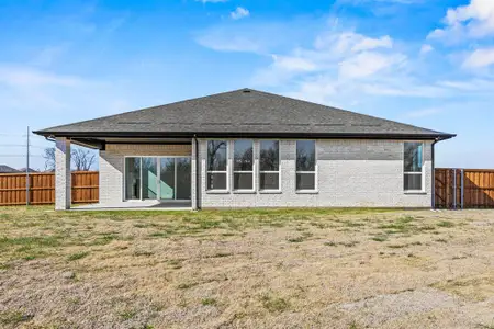 New construction Single-Family house 4000 Valley Dr, Providence Village, TX 76227 plan Bradley - image 3