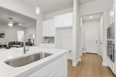 New construction Single-Family house 4000 Veal Station Rd, Weatherford, TX 76085 McKinley V- photo 27 27