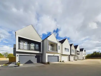 New construction Single-Family house 3004 Jensen Springs Ln, Houston, TX 77026 - image