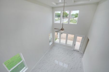 New construction Single-Family house 109 Villoria Cv, Liberty Hill, TX 78642 plan Travis - image 17