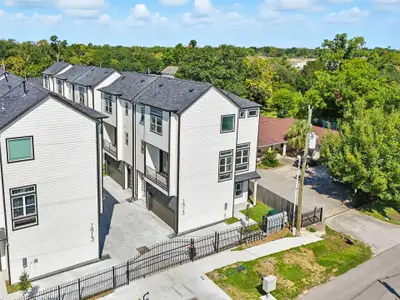 New construction Single-Family house 1913 Hoskins Dr, Unit H, Houston, TX 77080 - image