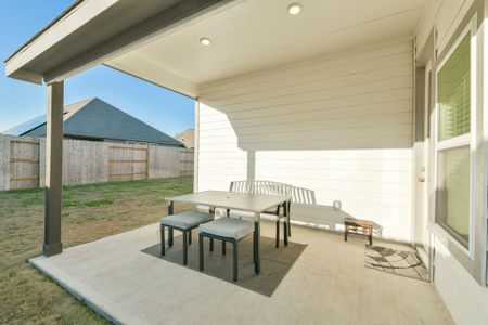 New construction Single-Family house 32307 Magnolia Glen Ln, Waller, TX 77484 plan Premier Series - Oleander - image 4