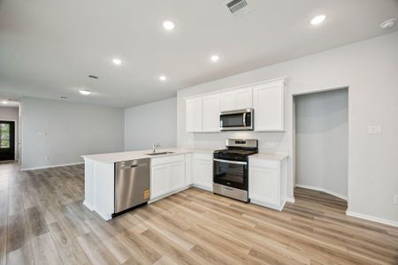 New construction Single-Family house 1109 Novelle Bend Dr, Huffman, TX 77336 - image 11