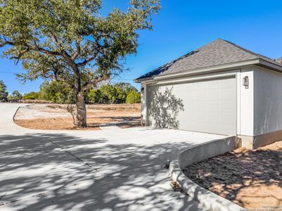 New construction Single-Family house 319 Serenity, Spring Branch, TX 78070 - image