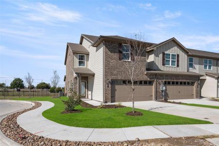 New construction Townhouse house 261 Berthe Court, Cedar Hill, TX 75104 Crescent- photo 0