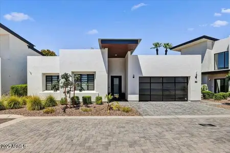 New construction Single-Family house 100 W Northern Ave, Unit 1, Phoenix, AZ 85021 - image