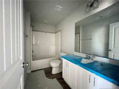 New construction Single-Family house 1708 Man O War Dr, Hope Mills, NC 28348 - image 9