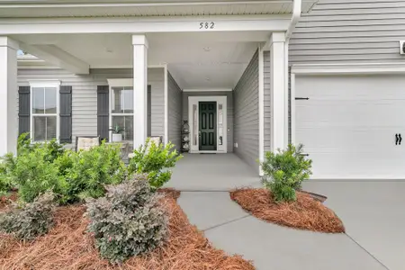 New construction Single-Family house 582 Marsh Cove Cir, Summerville, SC 29486 plan Mont Blanc - image 3