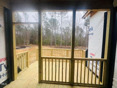 Private Screened Porch!