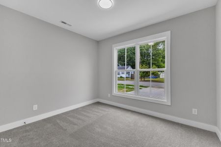 New construction Single-Family house 401 N Raiford St, Selma, NC 27576 null- photo 23 23