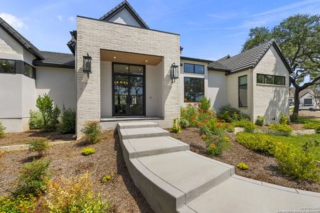 New construction Single-Family house 8191 Blue Oak Wy, San Antonio, TX 78266 - image