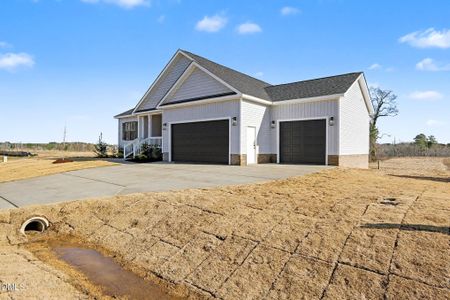 New construction Single-Family house 88 Tee Dr, Selma, NC 27576 - image