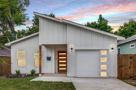 New construction Single-Family house 1315 Valley Street, Dallas, TX 75203 - photo 0