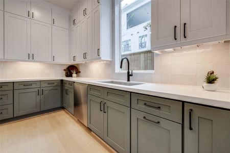 New construction Single-Family house 5709 Feagan St, Houston, TX 77007 - image 10