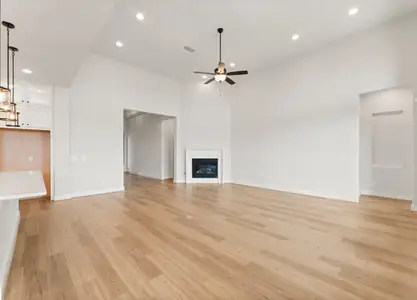 New construction Single-Family house 32514 Ebony Jewelwing Ct, Fulshear, TX 77441 plan Cambridge - image
