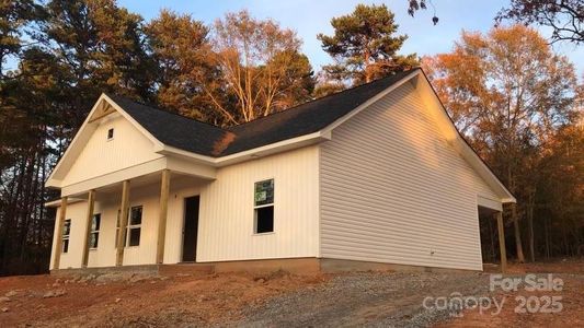 New construction Single-Family house 1300 Eddie Street, Gastonia, NC 28054 - photo 0