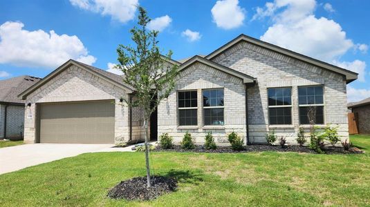 New construction Single-Family house 828 Waterford Way, Joshua, TX 76058 HOLDEN- photo 0