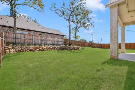 New construction Single-Family house 705 Ross Trl, Arlington, TX 76012 - image