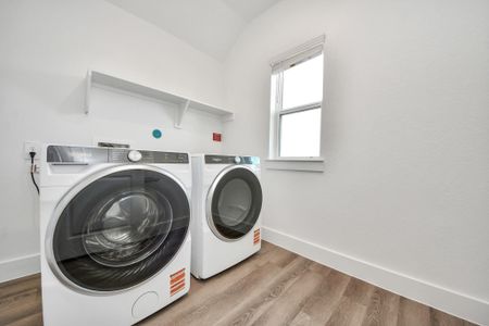 New construction Single-Family house 219 Orchard Laurel Dr, Alvin, TX 77511 plan Walker - image 18