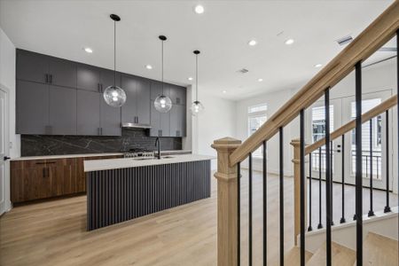 New construction Single-Family house 754 Curtin St, Houston, TX 77018 - image 4