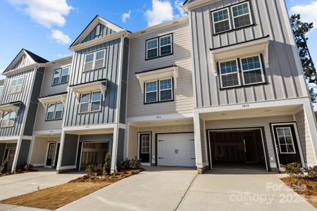 New construction Townhouse house 3108 Butler Hill Dr, Matthews, NC 28105 Townhome - photo 1 1